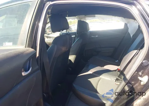 2019 Honda Civic Sport z USA, uszkodzony, nr VIN 2HGFC2F83KH503483